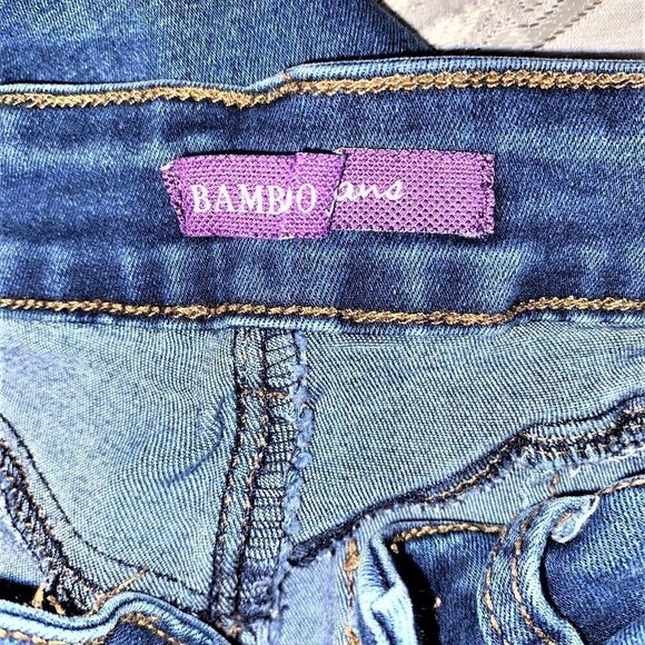 NWOT Bamboo Ripped Designer Jeans Made in the USA Inseam is 28" - Picture 14 of 16